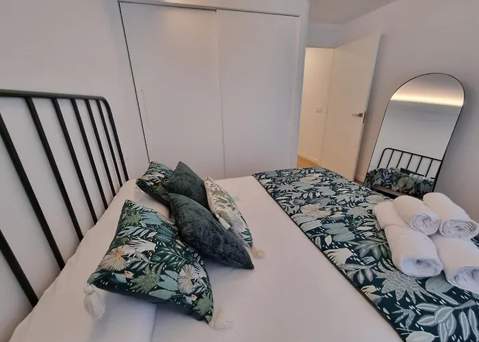 Apartment Vibescoruna- O65.1 *